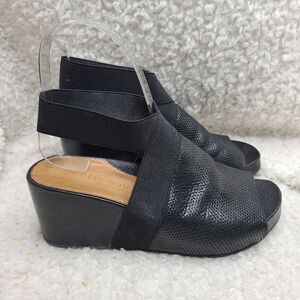 Gentle Souls by Kenneth Cole Signature Gianna 2.0 Wedge‎ Sandal sz 6